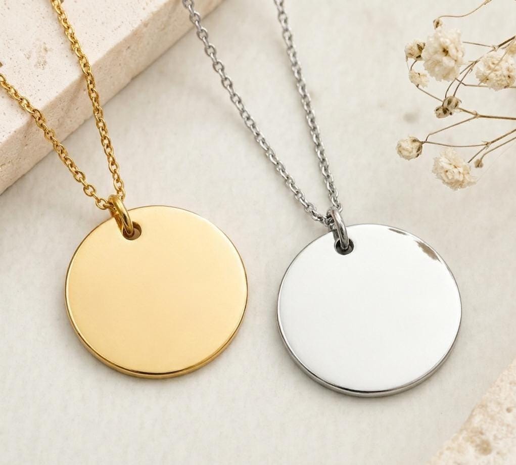 Circle Pendant Necklace